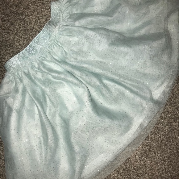 SOLD!Like new sparkly frozen princess skirt H&M 5/6 - Picture 5 of 7